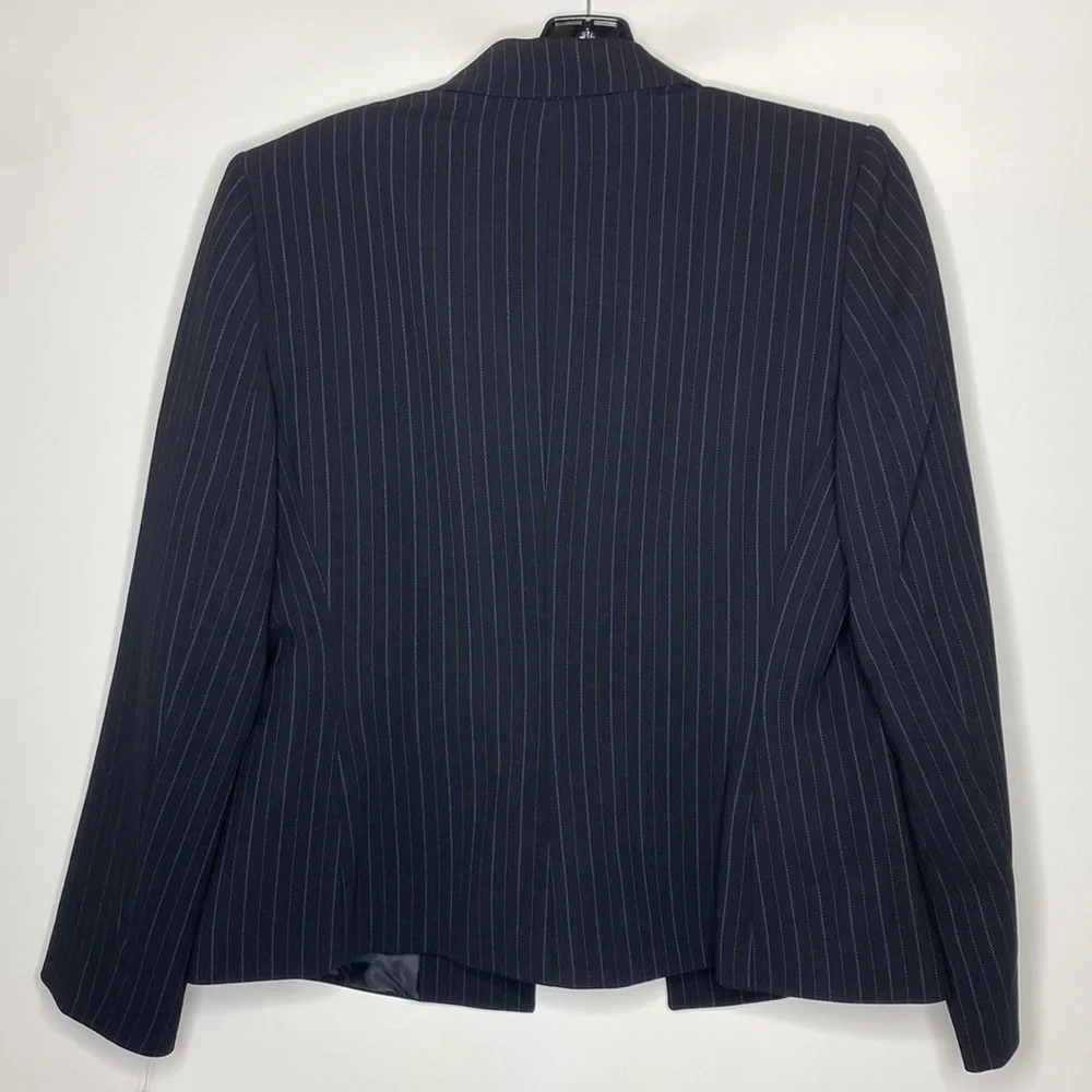 Tahari Arthur S. Levine Size 8 Petite 2pc Blazer Jacket and Tank Top